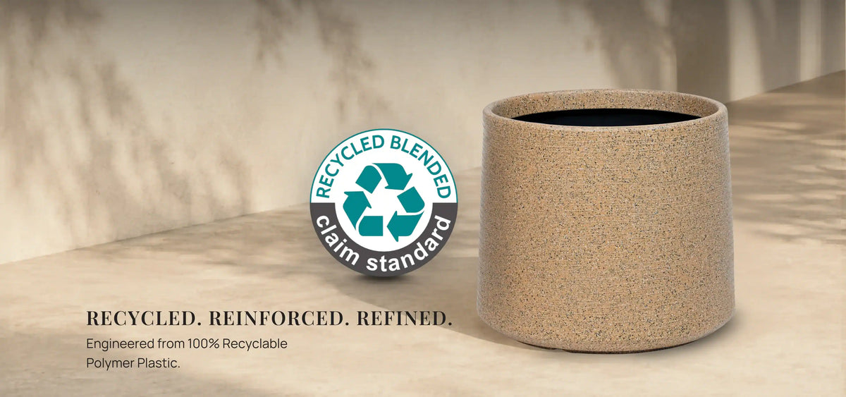 Recycled blended claim standard label on a textured sereno plater with a neutral background 